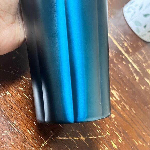 Starbucks Fall 2021 Scalloped Stainless Tumbler 24 oz Venti - Picture 8 of 9